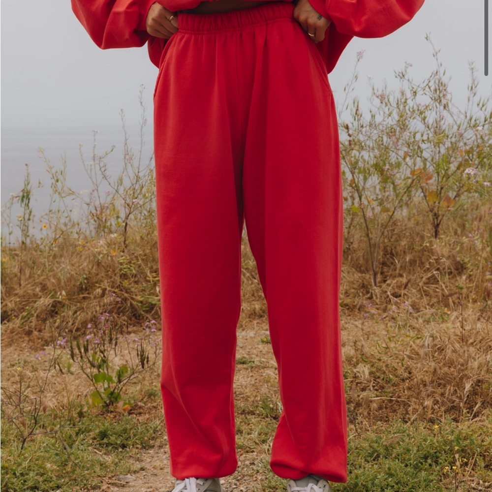 XS/S: Daily Drills Unisex Joggers in “Heart”